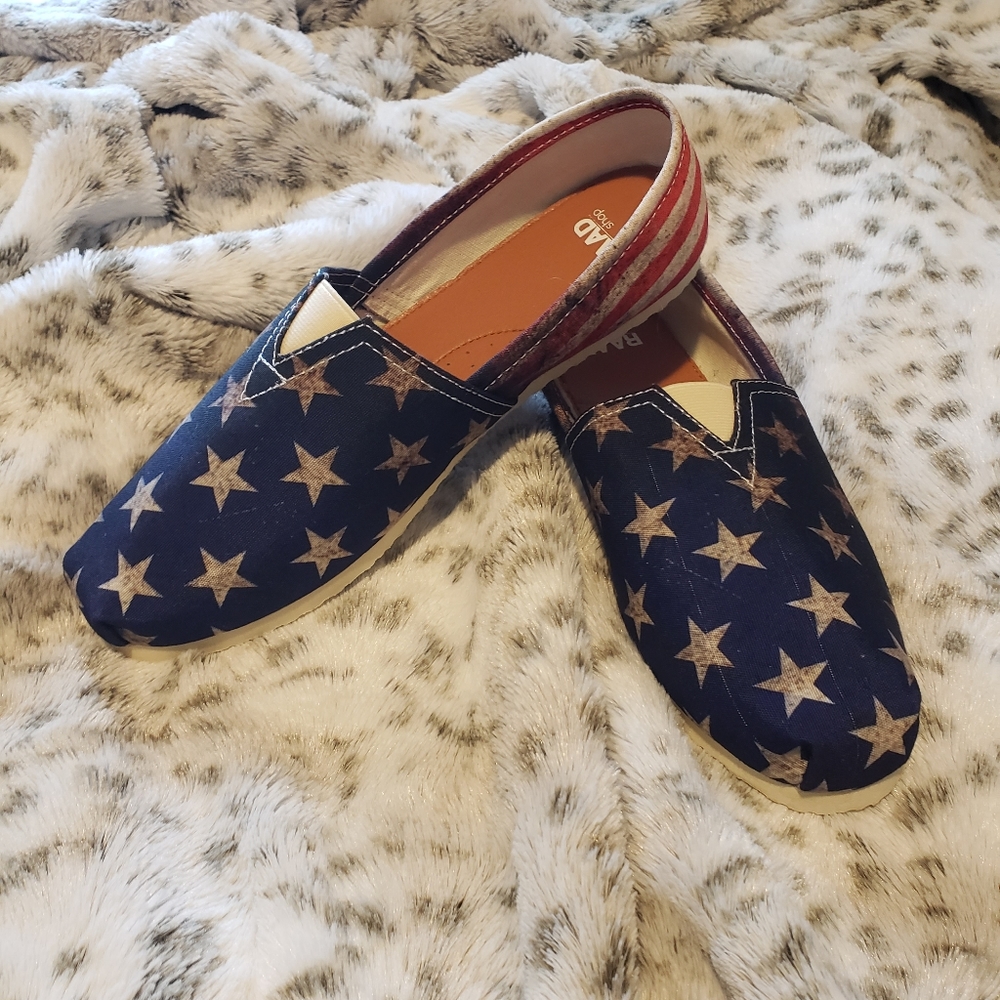 American flag slip on shoes
